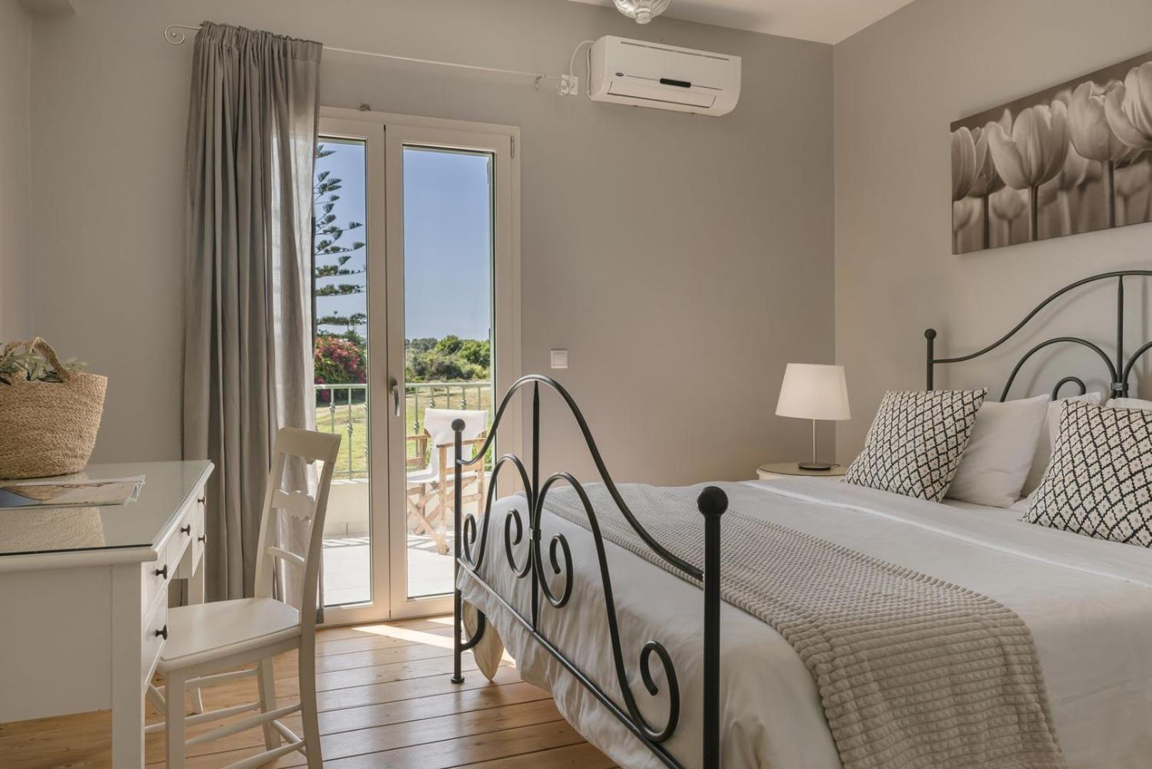 The Seasons Villa Svoronata Ngoại thất bức ảnh